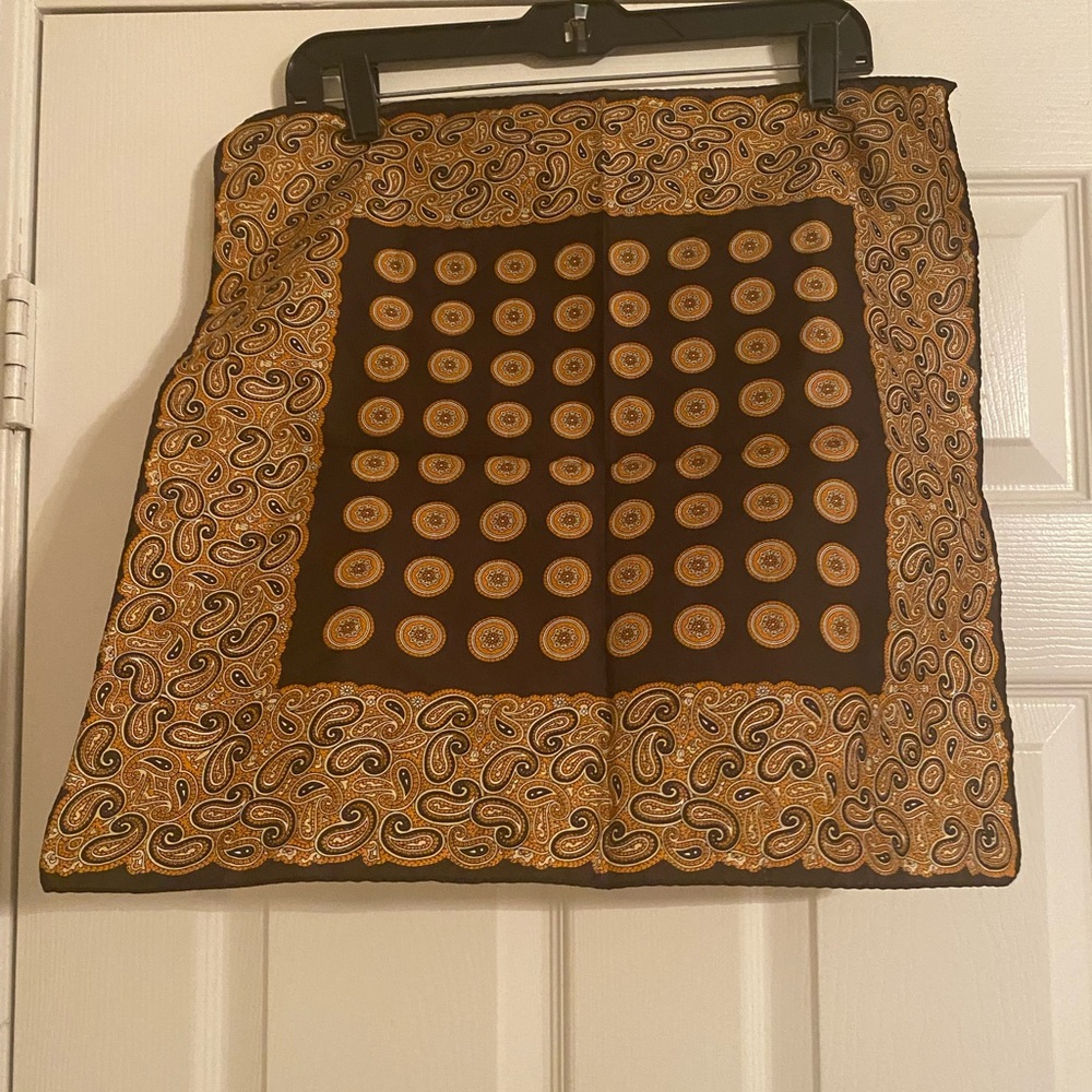 Paisley Patterned Brown and Gold Scarf. Italy. Excellent Condition.
